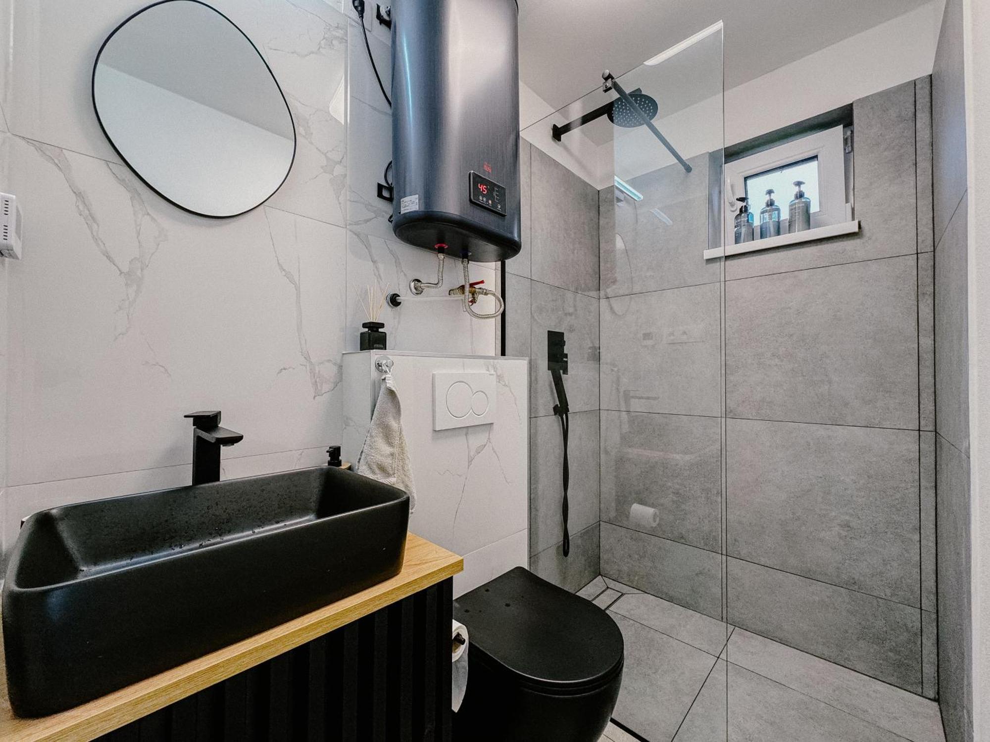 Apartment Fratello Šoporňa Exteriér fotografie