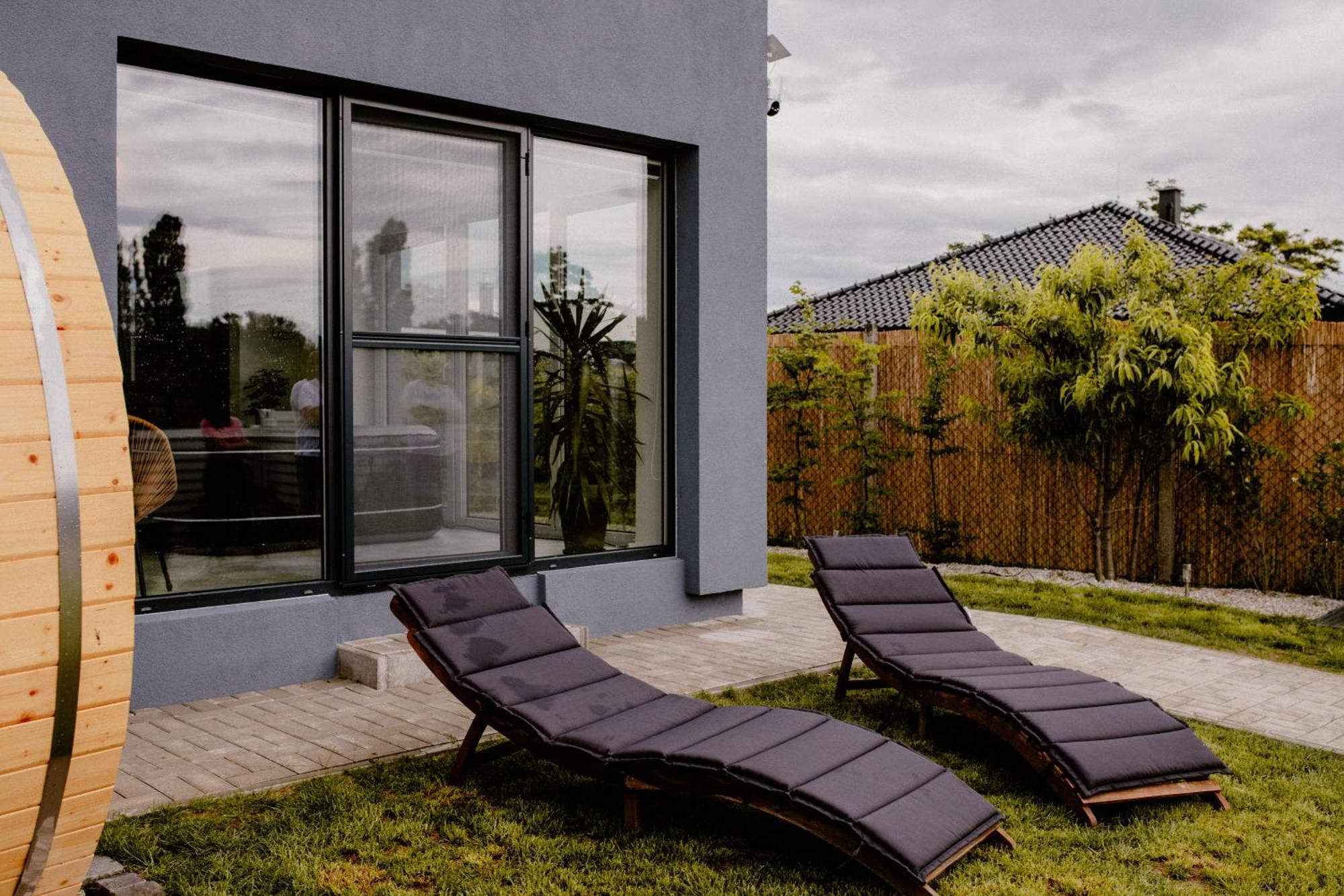 Apartment Fratello Šoporňa Exteriér fotografie